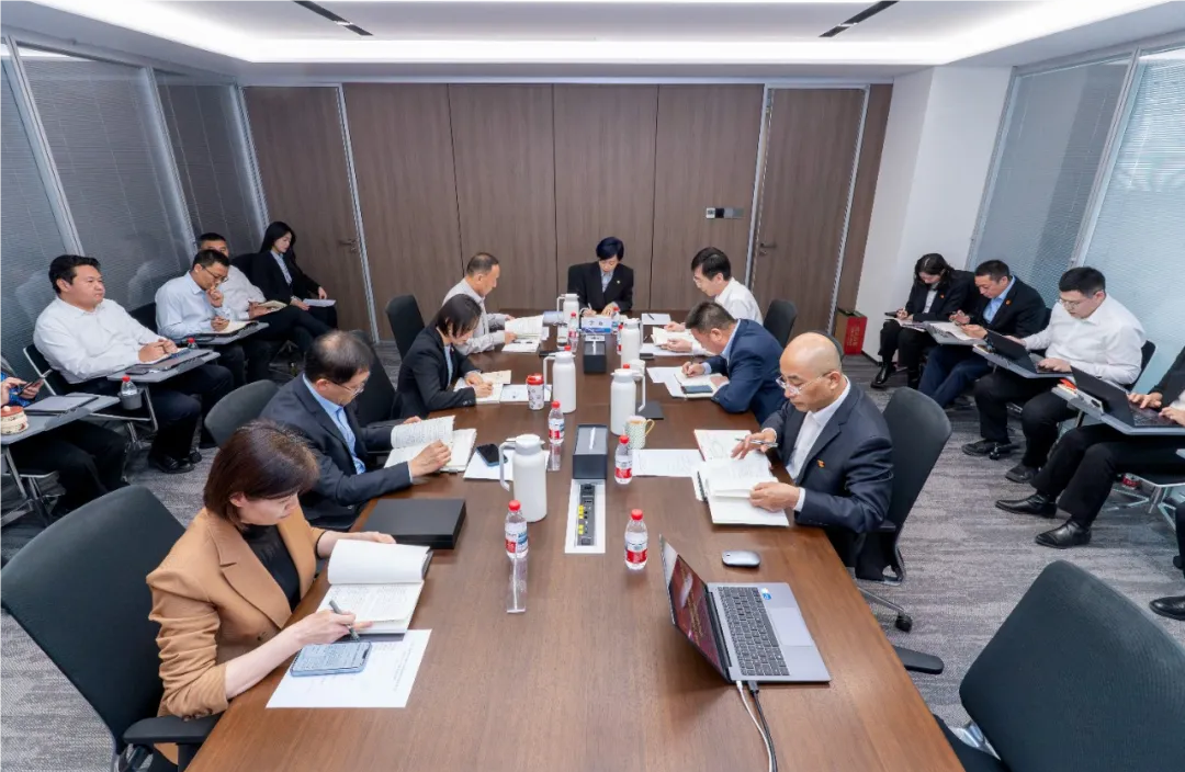 保利PG电子游戏党委召开设置和践行正确政绩观进建教育想书班